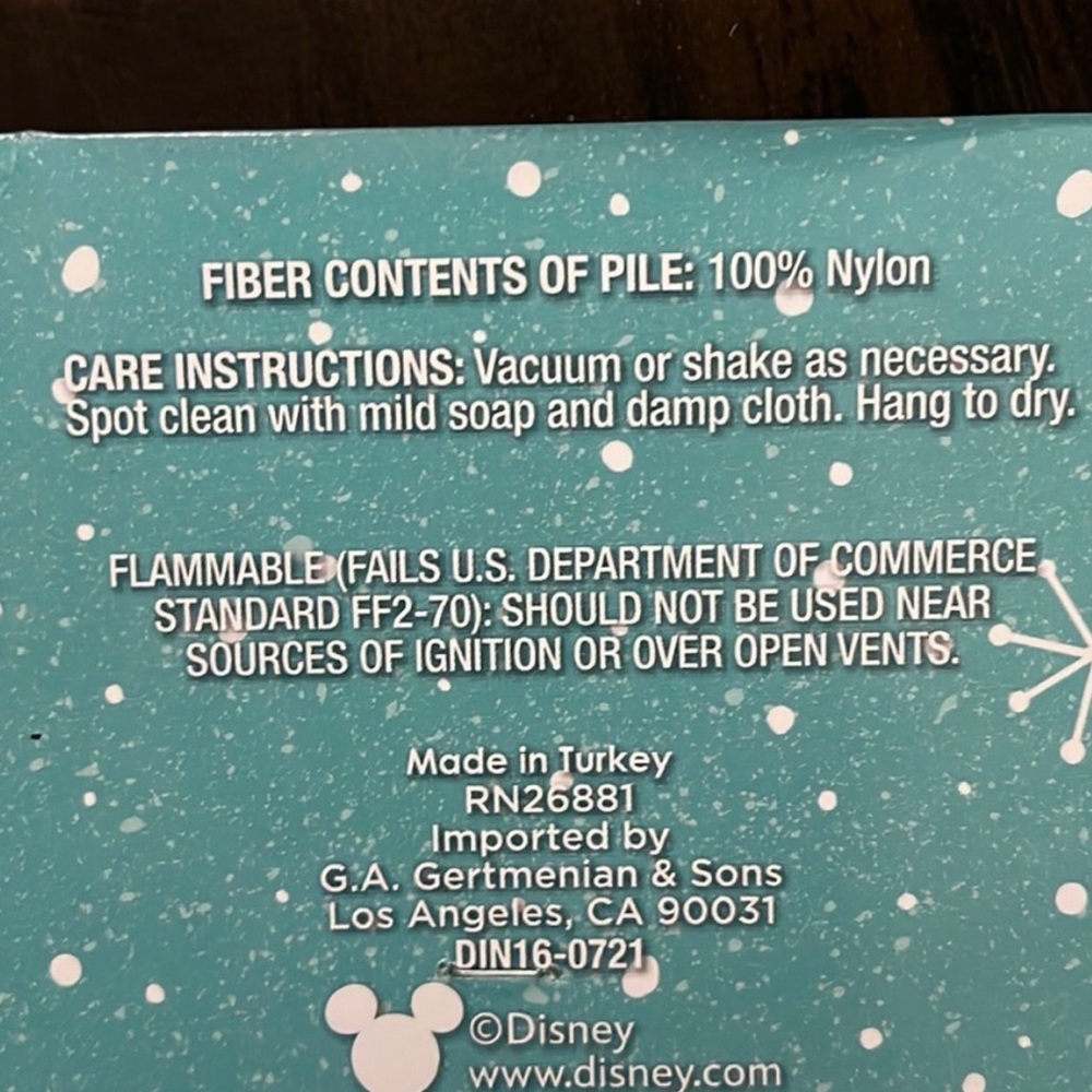 New Disney Rug - Picture 4 of 4